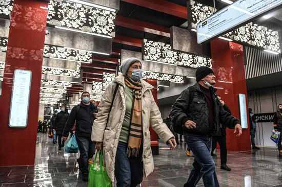 China-built Moscow metro stations open to traffic