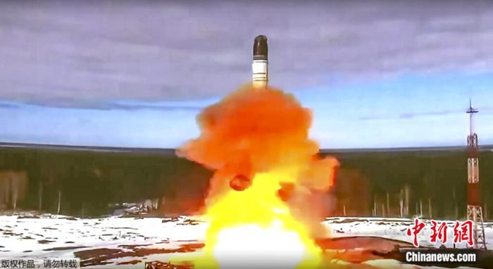 俄罗斯宣布成功试射“萨尔马特”洲际弹道导弹