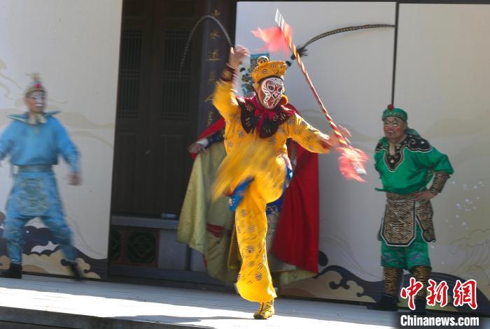 中国戏曲文化周启动 “和合共美”享文化盛宴