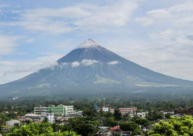 菲律宾最活跃火山喷发或持续数月